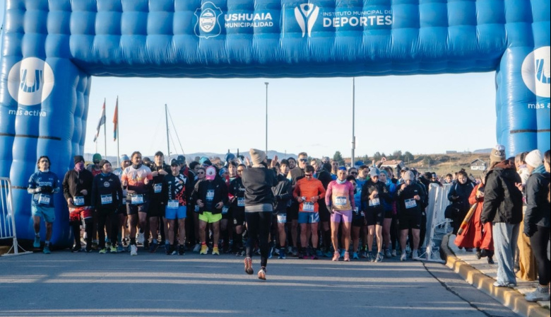 Cindy Ríos y Dante Caro se adjudicaron la carerra "Ushuaia Corre por Malvinas"