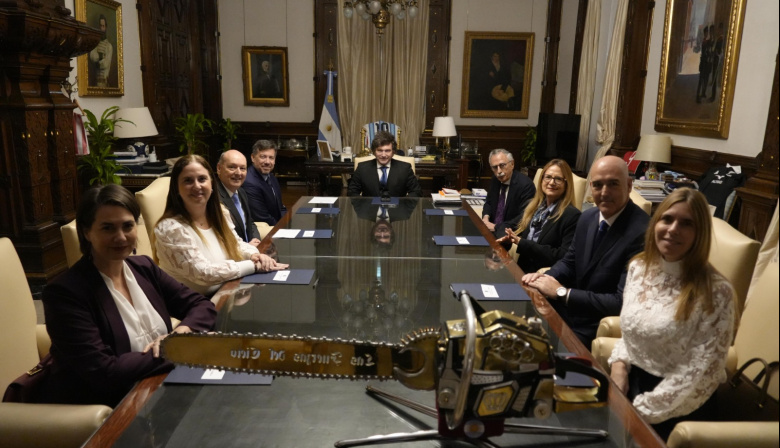 Tras encuentro con Milei: laboratorios invertirán USD 8.000 millones en investigación clínica en Argentina