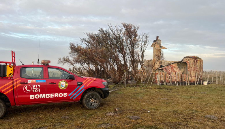 Desperfecto en paneles solares ocasionaron un incendio en un puesto rural 