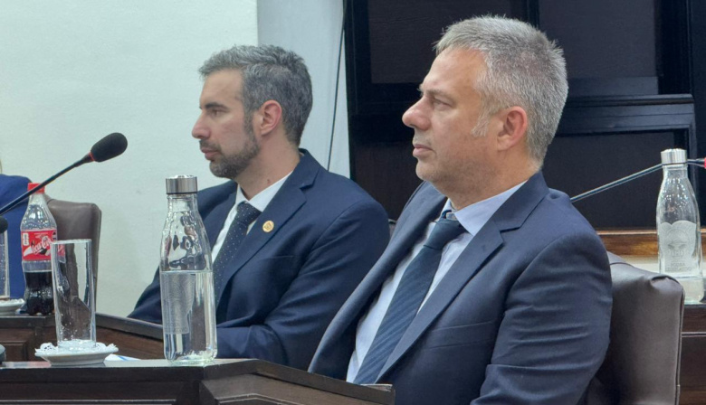 Lechman calificó de “graves mentiras” que legislatura pase automáticamente a 19 miembros