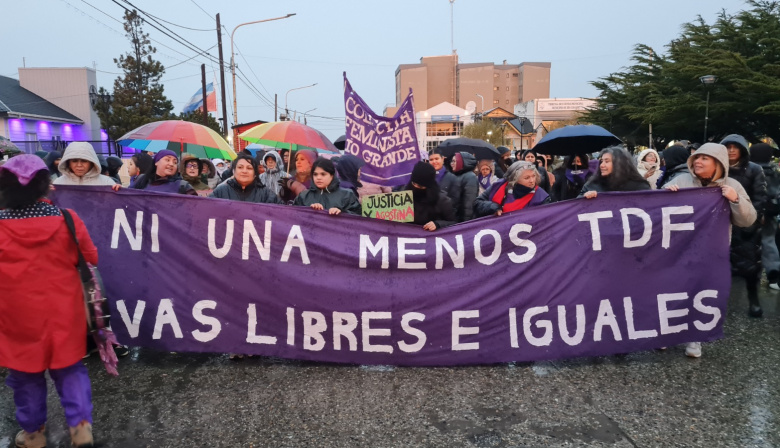 Río Grande: Fuerte reclamo de justicia en la marcha de "Ni Una Menos"