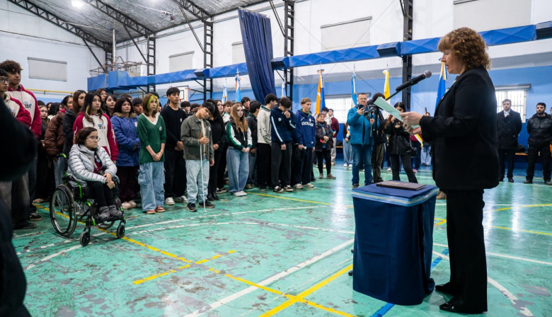 Estudiantes ushuaienses prometieron lealtad a la Constitución Provincial