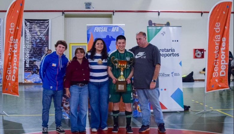 Camioneros en masculino y las Cuervas en femenino se adjudicaron el Torneo Apertura de Futsal AFA