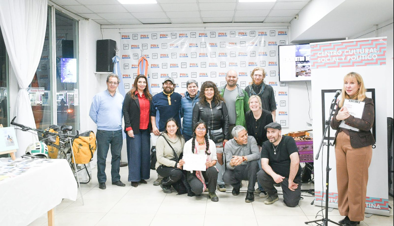 El CCNA inauguró la muestra “Encuentro con cicloviajeros”