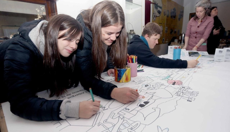 La Municipalidad presentó el mapa "Ushuaia, ciudad de murales" en Casa Pena