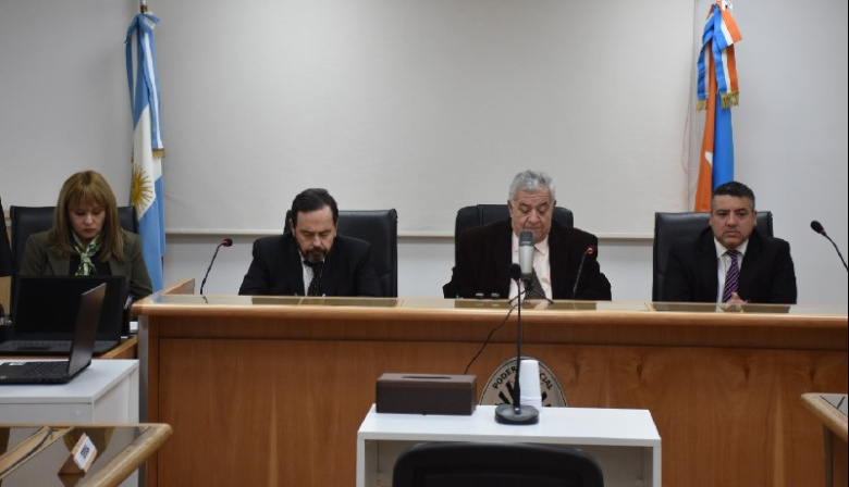 Condenan a un hombre que abusó de su hijastra 