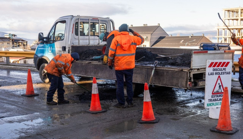 Continúan los trabajos de reparación de la traza vial de Ushuaia