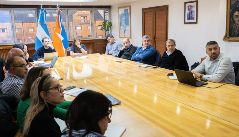 Gobierno fortalece el control ambiental en la etapa de finalización de las concesiones hidrocarburíferas
