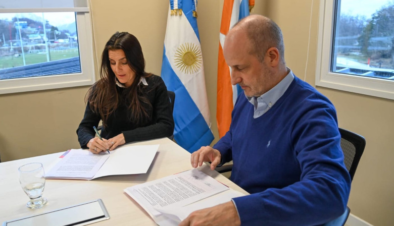 FOGADEF firma acuerdo con INFUETUR para impulsar el financiamiento del sector turístico fueguino