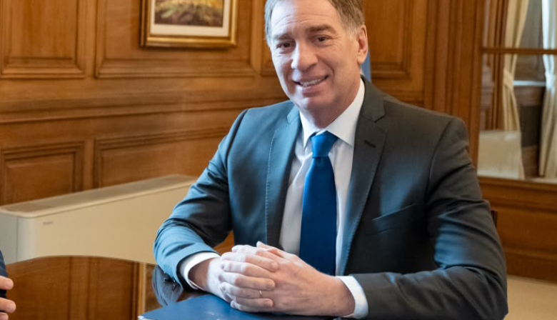 Santilli en la Exposición Rural: “La Argentina se ha puesto en marcha”