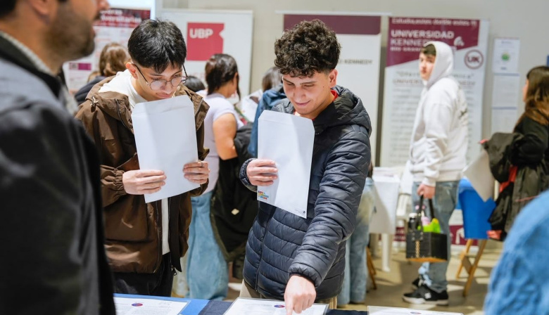 Con gran convocatoria se realizó la apertura de la Expo Carreras y Oficios 2026