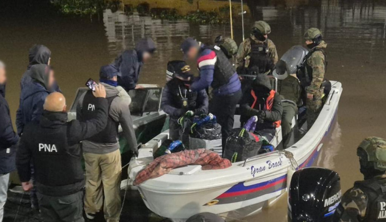 Megaoperativo contra el narcotráfico: Prefectura secuestró 500 kilos de cocaína y detuvo a 5 personas