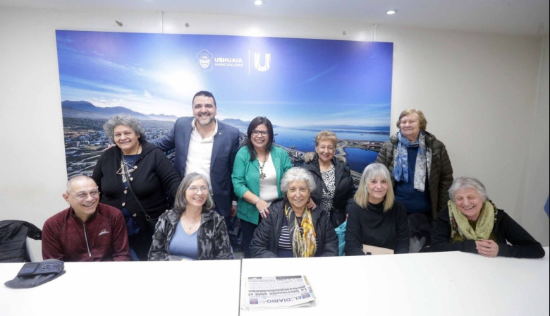 Vuoto recibió al Club de Abuelos "Doña Tránsito" y valoró su función social en la comunidad