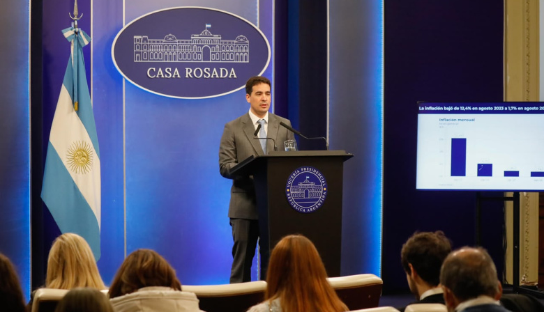 Ravier destacó la reducción de la inflación y el impacto de las desregulaciones en la economía