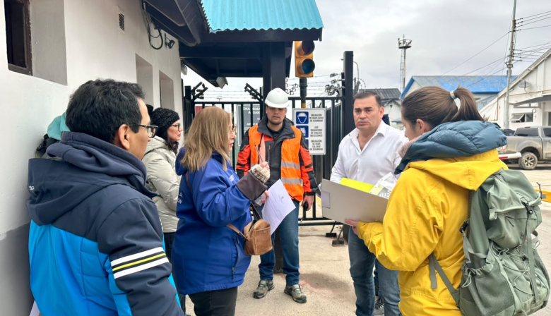 El Ministerio de Ambiente avanza con tareas de fiscalización en el Puerto de Ushuaia