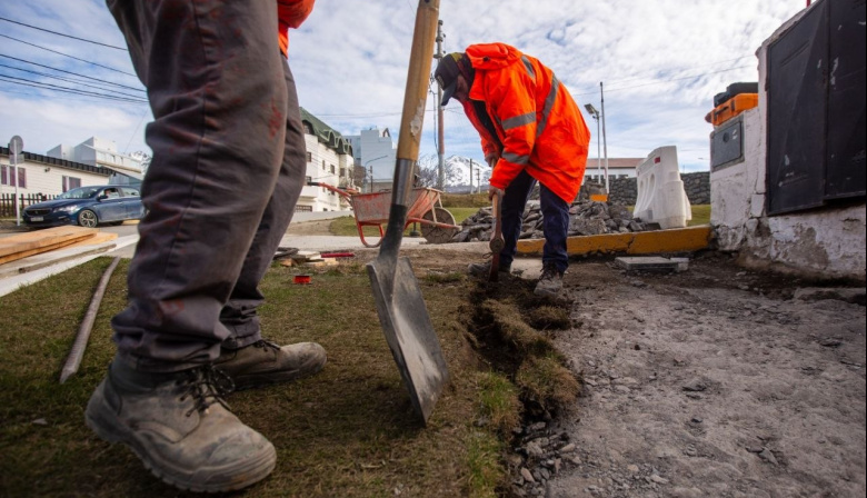 Ushuaia: intensifican los trabajos de limpieza y mantenimiento de la ciudad