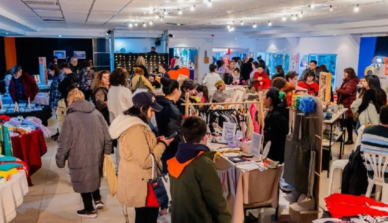 Flotante se presenta con una propuesta de arte, diseño y producción local