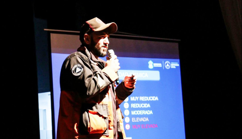 Defensa Civil brindó una capacitación sobre prevención sísmica