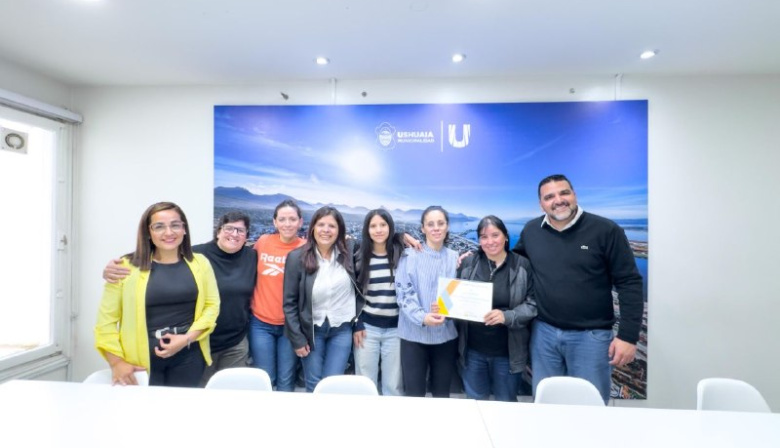 Vuoto recibió a jugadoras del Torneo Patagónico Internacional de Futsal