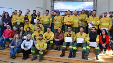 Gobierno reconoció a las y los combatientes de incendio forestales en conmemoración a su día