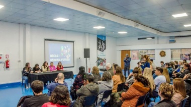 Lanzaron las becas “Ushuaia Futuro” para jóvenes de la ciudad