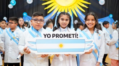 Niños de 4° grado prometieron lealtad a la bandera