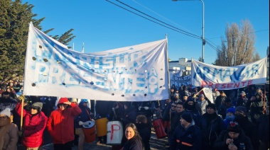 Textiles marcharon en una de las jornadas más frías de Río Grande