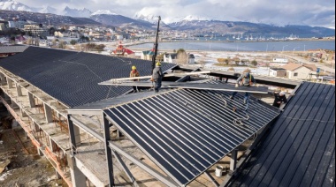 Concluyó la colocación del techo en la obra de ampliación del Hospital Regional Ushuaia