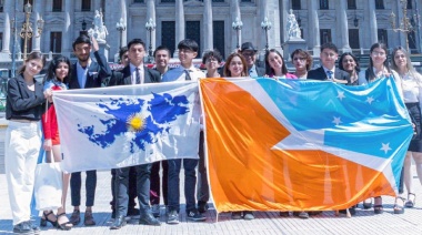 La delegación fueguina de Parlamento Juvenil del MERCOSUR participó de la sesión en el Congreso de la Nación