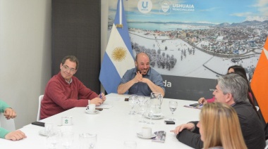 El Secretario Molina se reunió con directores y directoras de todas las áreas del municipio