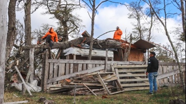 Intensa jornada de trabajo por alerta meteorológico en Tolhuin