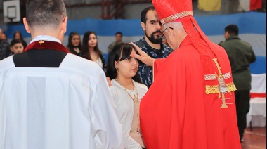 Niños de un barrio naval de Ushuaia fueron confirmados por el Obispo Castrense