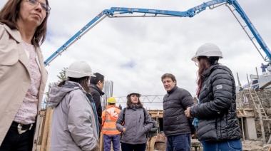 El gobernador recorrió la obra del nuevo edificio de la Escuela Provincial N°40