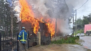 Se encuentra grave la mujer que sufrió el incendio de su casa