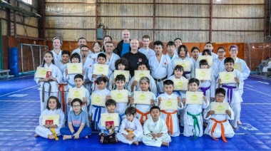 Las escuelas de Karate.do del municipio cerraron el año con una clase de exhibición