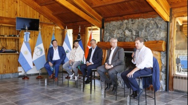 Melella participó de la reunión de gobernadores patagónicos en Neuquén