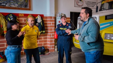 Pelloli y Duré recorrieron el Cuartel de Bomberos de Zona Norte