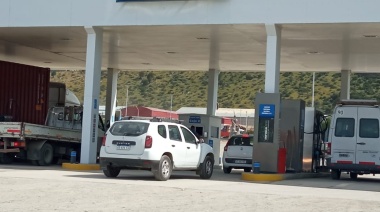 Desde este lunes los combustibles se encarecieron un 4,65%