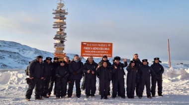 Diputados chilenos sesionan en la Antártida para defender la “soberanía”