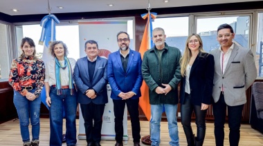 Gobierno y la Universidad UNIR impulsan nuevas oportunidades educativas para Tierra del Fuego