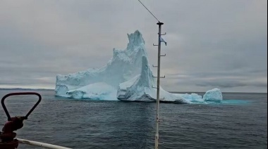 Son siete los bloques de hielo que flotan sin rumbo cerca de la Isla de los Estados