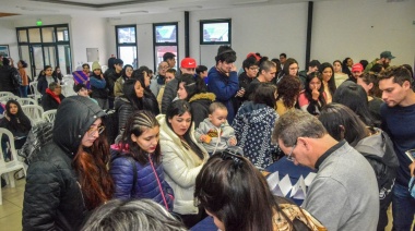 Entregaron certificados a 200 personas que se capacitaron en Ushuaia