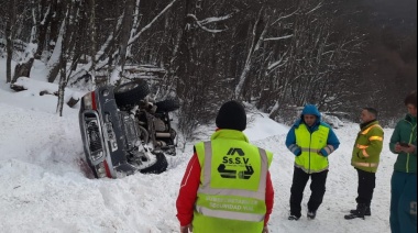 Volcó una camioneta a la altura de Las Cotorras