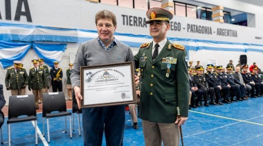 Melella participó del acto por el 86° aniversario de la creación de Gendarmería Nacional