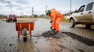 El Municipio continúa con los trabajos de bacheo en diferentes puntos de la ciudad