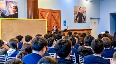 Cultura municipal brindó una charla sobre "Pueblos originarios en el aula"