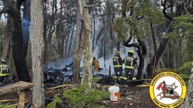 Un incendio de interfase en Dos Banderas volvió a poner en alerta a los barrios altos