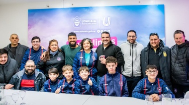 Vuoto recibió al club Los Cuervos del Fin del Mundo