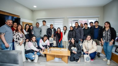 Vuoto recibió a estudiantes de Tolhuin que visitan Ushuaia