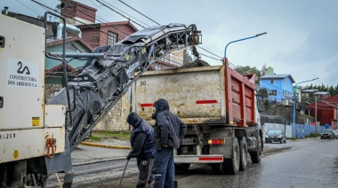 Continúan los trabajos de fresado en las avenidas Héroes de Malvinas y Alem